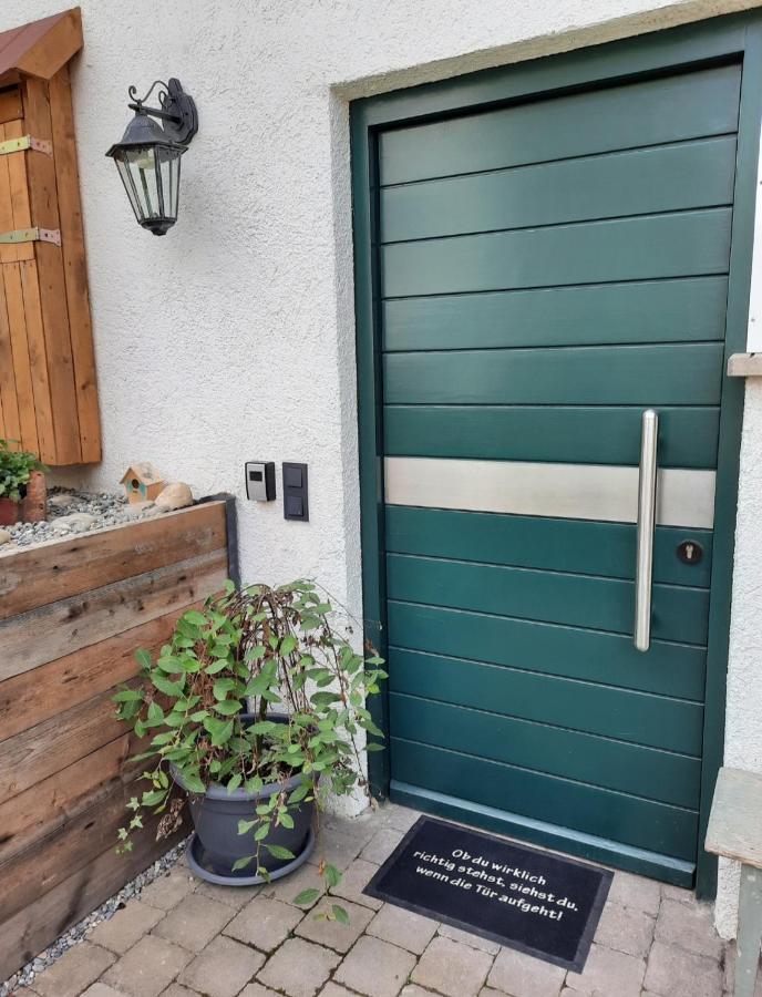 Schoene Einzimmer Wohnung Zwischen Bodensee Und Allgaeu Neukirch  المظهر الخارجي الصورة
