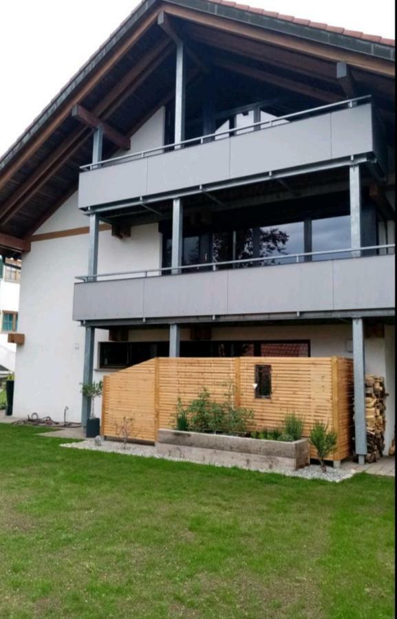 Schoene Einzimmer Wohnung Zwischen Bodensee Und Allgaeu Neukirch  المظهر الخارجي الصورة